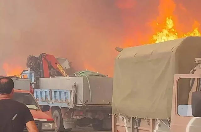 Φούρνοι Ικαρίας: Δεν υπάρχει πλέον ενεργό μέτωπο [Εικόνες / Βίντεο από την φωτιά του Σαββάτου]