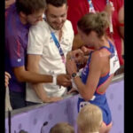 Ολυμπιακοί Αγώνες: Η Γαλλίδα δρομέας Αλίς Φινό έκανε πρόταση γάμου στο αγόρι της μετά το τέλος του αγώνα