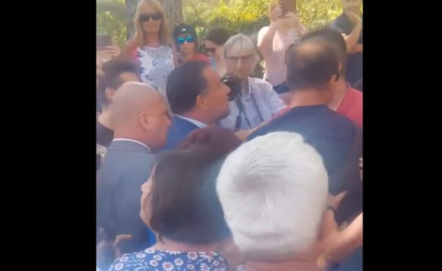 Δεν πέρασε καλά ο Άδωνις Γεωργιάδης στη Λέρο