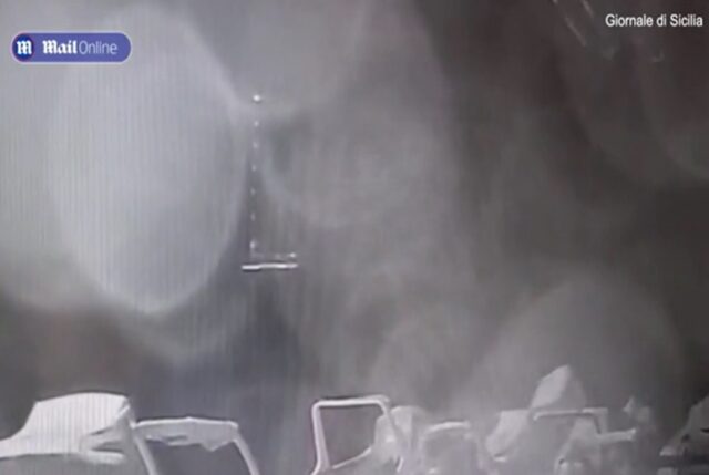 Ναυάγιο στη Σικελία: Βίντεο ντοκουμέντο από τη στιγμή που χάνεται το ιστιοφόρο