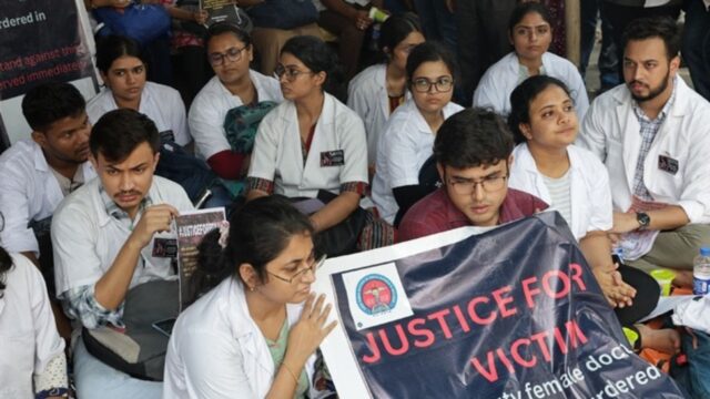 Οι γιατροί της Ινδίας αρνούνται να τερματίσουν τις κινητοποιήσεις τους