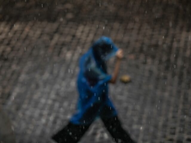 Κακοκαιρία: Σε «κόκκινο συναγερμό» πέντε Περιφέρειες