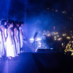 Η συγκινητική και λαμπερή Μαρίνα Σάττι στο κατάμεστο Θέατρο Λυκαβηττού