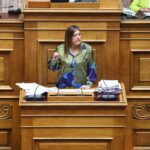 Ζ. Κωνσταντοπούλου στη Βουλή: «Έχει εξαντλήσει τα κουπόνια της συγγνώμης ο Μητσοτάκης»