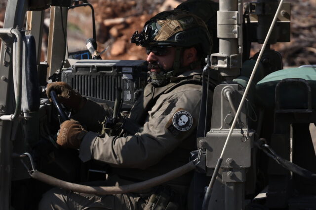 Λίβανος: Νέα ισραηλινά πυρά εναντίον της ειρηνευτικής δύναμης του ΟΗΕ – Tραυματίστηκαν κυανόκρανοι