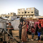 Πολύνεκρος βομβαρδισμός του Ισραήλ σε κέντρο διανομής τροφίμων στη Γάζα [ΒΙΝΤΕΟ]