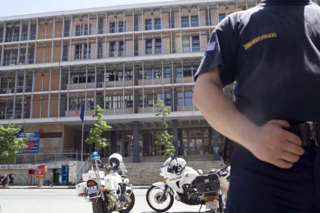 Θεσσαλονίκη: Κακουργηματική δίωξη στους πέντε συλληφθέντες για το αιματηρό επεισόδιο στην Περαία