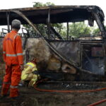 Ταϊλάνδη: Απανθρακώθηκε σχολικό λεωφορείο – Πάνω από 20 νεκροί