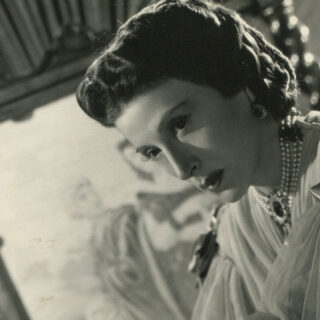 Η Ταινιοθήκη μας υποδέχεται με ένα αφιέρωμα στην κινηματογραφική Κατίνα Παξινού