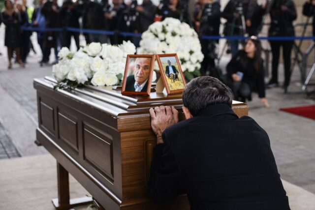 Το «τελευταίο αντίο» στον Γιάννη Μπουτάρη