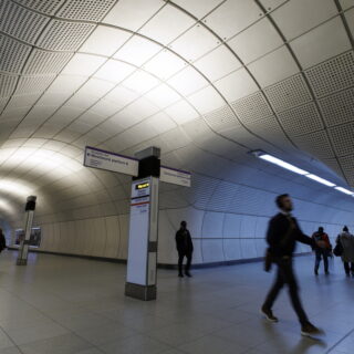 Elizabeth Line: Ο φουτουρισμός διαχέεται κάτω από το Λονδίνο