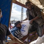 ΟΗΕ: Η απαγόρευση δραστηριοτήτων της UNRWA απειλεί με κατάρρευση το σύστημα βοήθειας στη Λωρίδα της Γάζας