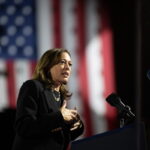 ΗΠΑ: Στην τελευταία προεκλογική συγκέντρωση της Χάρις: «Αν δεν κερδίσει, χαθήκαμε»