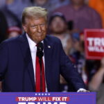 Εκλογές ΗΠΑ 2024: Ο Τραμπ μιλά για «μαζική νοθεία» στη Φιλαδέλφεια