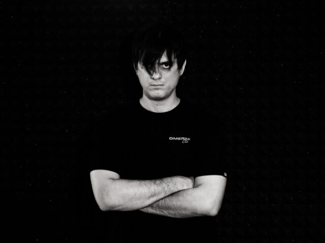 Tony Bluebird: Το Στοιχειωμένο EP του κυκλοφόρησε τα μεσάνυχτα του Halloween