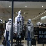 Black Friday: Πρόστιμα σε 14 εταιρείες για παραπλανητικές εκπτώσεις