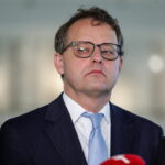 Η Ουγγαρία δίνει άσυλο σε καταζητούμενο πρώην υφυπουργό της Πολωνίας