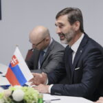 Η Σλοβακία «έτοιμη» να φιλοξενήσει ειρηνευτικές διαπραγματεύσεις για τον πόλεμο στην Ουκρανία