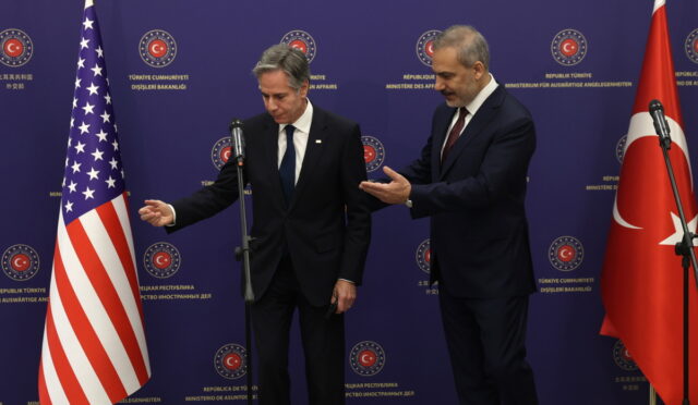 Τουρκία: Τι συζήτησαν Μπλίνκεν – Φιντάν για τη Συρία