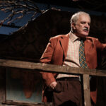 Τελευταίες παραστάσεις για τους τσεχωφικούς ήρωες του Θείου Βάνια σε σκηνοθεσία του Δημήτρη Καταλειφού