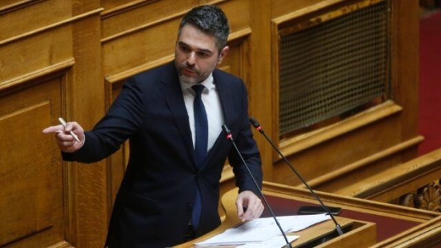 Γιάννης Σαρακιώτης: «Καταψηφίζω τον προϋπολογισμό με εξαίρεση τις αμυντικές δαπάνες»