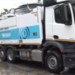 Κακοκαιρία: Πλημμύρισε ξανά η λεωφόρος Ποσειδώνος – Όχημα της ΕΥΔΑΠ πάνω σε φρεάτιο της αποχέτευσης [ΒΙΝΤΕΟ]