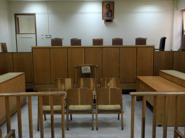 Ποινή φυλάκισης 8 μηνών με αναστολή στην ηθοποιό που είχε συλληφθεί για παραβάσεις του ΚΟΚ