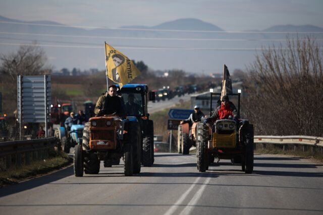 Τι απαντά το υπουργείο Αγροτικής Ανάπτυξης στα αιτήματα των αγροτών
