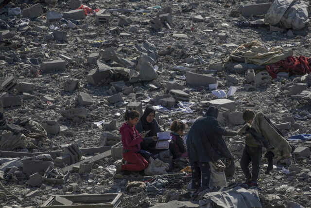 ΕΕ: Οι Βρυξέλλες ανακοινώνουν βοήθεια 120 εκατομμυρίων ευρώ για τη Γάζα