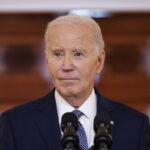 Μπάιντεν για Τραμπ: «Τόση καταστροφή, σε λιγότερο από 100 ημέρες»