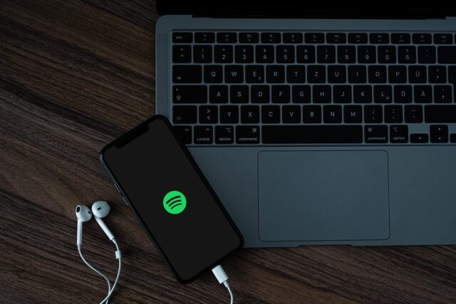 Το Spotify έκανε δωρεά 150.000 δολαρίων για την τελετή ορκωμοσίας του Ντόναλντ Τραμπ