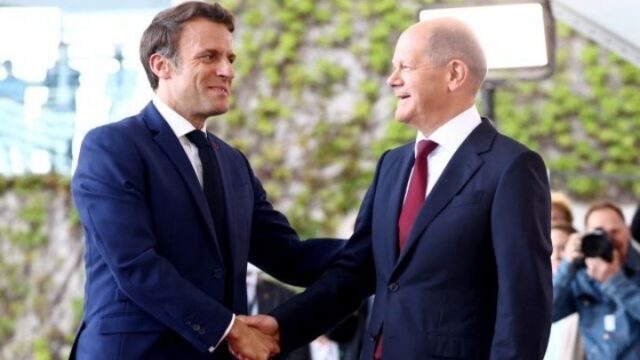 Συνάντηση Σολτς – Μακρόν σήμερα στο Παρίσι