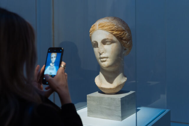 «Αρχαίες Αφηγήσεις, Σύγχρονες Φωνές»: Βιωματικά εργαστήρια για γυναίκες στο Μουσείο Κυκλαδικής Τέχνης