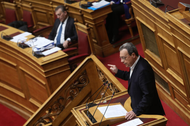 Σ. Φάμελλος: «Ενορχηστρωτής του σχεδίου συγκάλυψης του εγκλήματος των Τεμπών ο Κυρ. Μητσοτάκης»