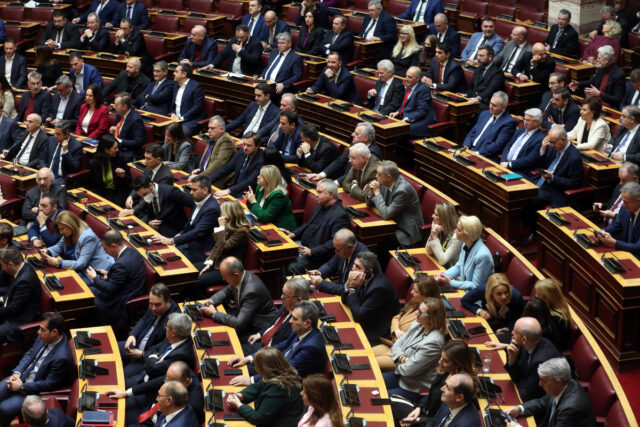 Βουλή: Άρση ασυλίας των Λ. Αυγενάκη και Ν. Παπαδόπουλου εισηγείται η αρμόδια Επιτροπή