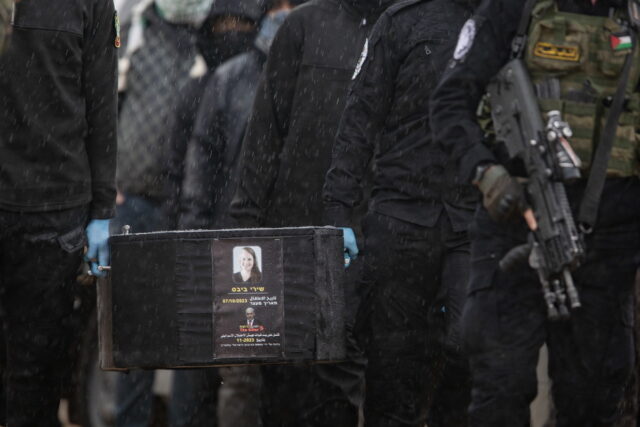 Ισραήλ: Η οικογένεια Μπίμπας κατηγορεί τον Νετανιάχου ότι είχε εγκαταλείψει τους ομήρους