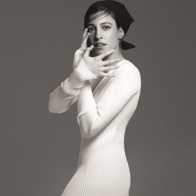 Η νέα ιέρεια του fado, Carminho, τραγουδάει στην Αθήνα