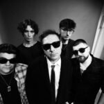 Οι Royal Arch παρουσιάζουν το νέο τους single “Glittering Light”