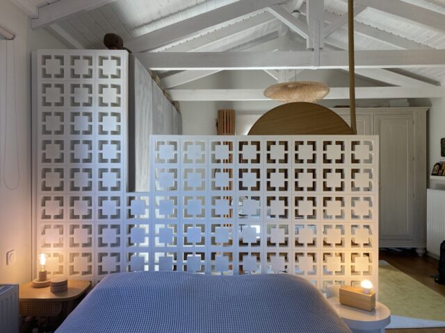 Μια παλιά διώροφη αποθήκη στη Χίο μετατράπηκε σε cozy country house