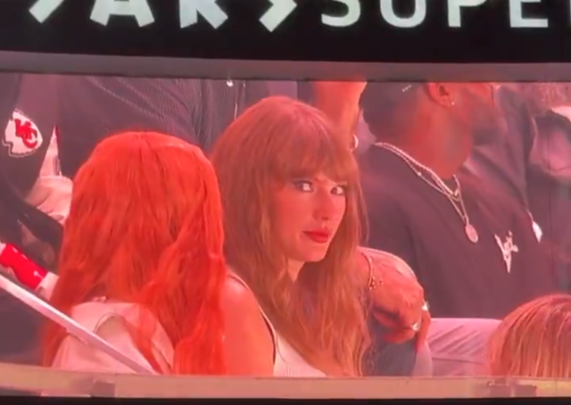 Η Τέιλορ Σουίφτ αποδοκιμάστηκε από το κοινό του Super Bowl [ΒΙΝΤΕΟ]