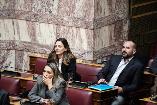 Ναυάγιο της Πύλου: Επίκαιρη ερώτηση Δ. Τζανακόπουλου προς τον υπουργό Ναυτιλίας για τον πειθαρχικό έλεγχο