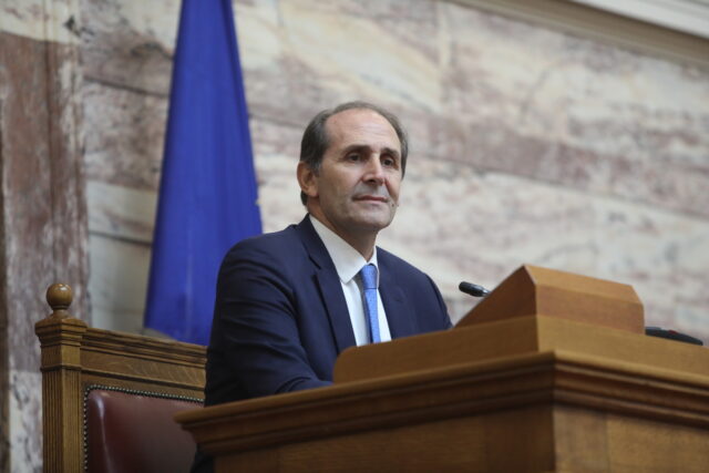 ΝΔ: Τον Απ. Βεσυρόπουλο προτείνει ο Κυρ. Μητσοτάκης για γραμματέα της ΚΟ