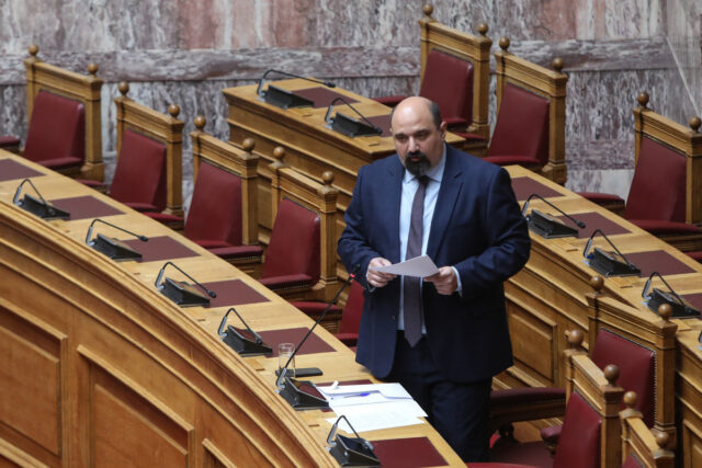 Βουλή: Αποφασίζει σήμερα η Ολομέλεια για την παραπομπή Τριαντόπουλου στο δικαστικό συμβούλιο