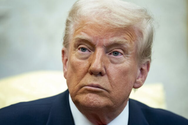 Τραμπ: Δασμούς 50% στα ευρωπαϊκά προϊόντα από την 1η Ιουνίου