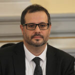 Άμεση αποπομπή του Ν. Τσάφου ζητούν ΠΑΣΟΚ και ΣΥΡΙΖΑ