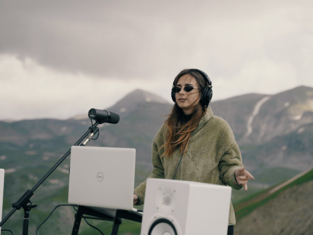 Η Billie Kark live στο Ίλιον Plus