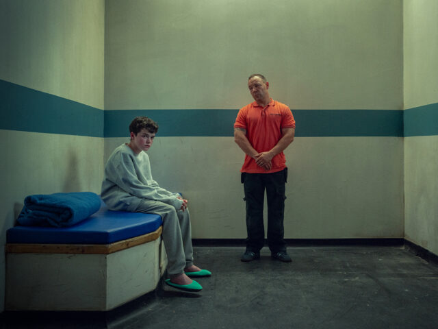 Εσύ πόσα ποστ για το Adolescence έγραψες σήμερα;