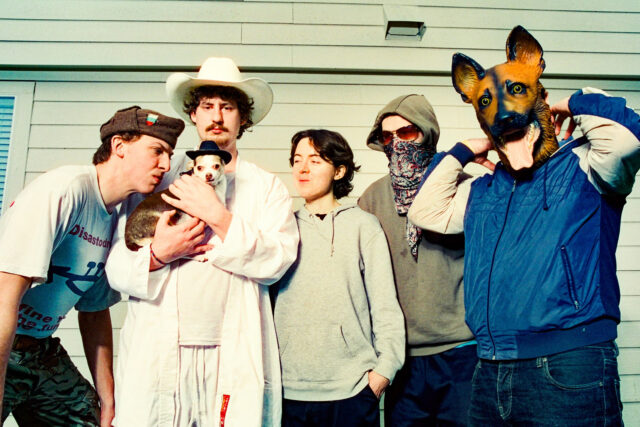 Οι Fat Dog φέρνουν την «εκρηκτική» τους ενέργεια στο Romantso