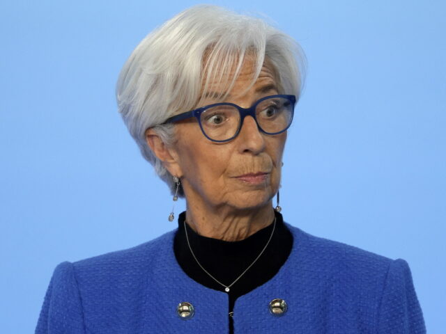 Διατηρεί αμετάβλητα τα επιτόκια η ΕΚΤ