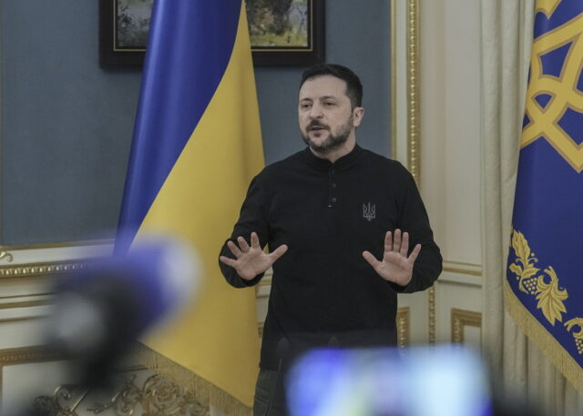 Ουκρανία: «Ναι στη διαπραγμάτευση, όχι στην παράδοση» λέει το Κίεβο